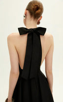 Wearing Black to a Wedding: Outdated Tradition or Timeless Style Statement?